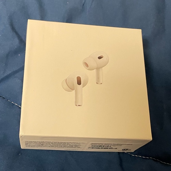 Sleek White Wireless Earbuds